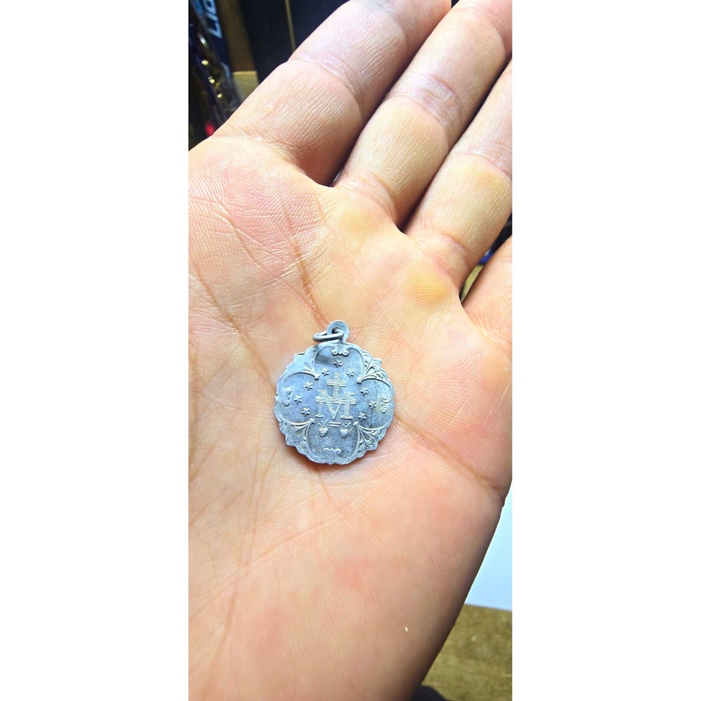 Virgin Mary 1830 Miraculous Medal Pendant w/ Bail Silver-Tone Floral M